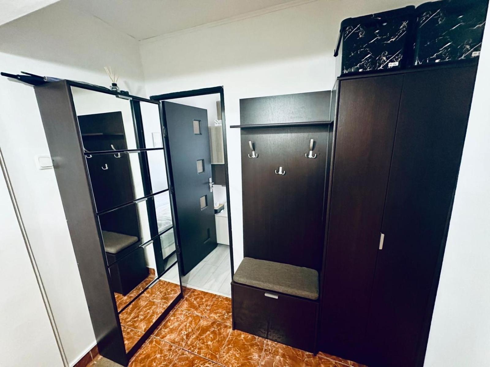 Beni's Apartment Arad